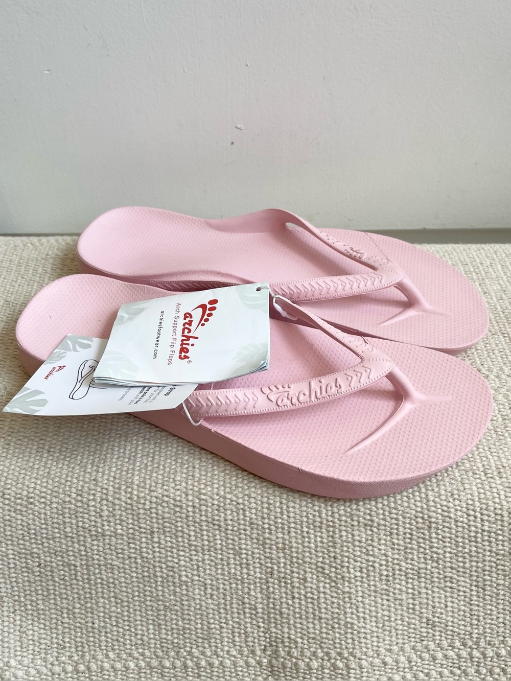 Archies Arch Support Flip Flops, Navy, Men & Women, US W 7 NEW Baby Pink